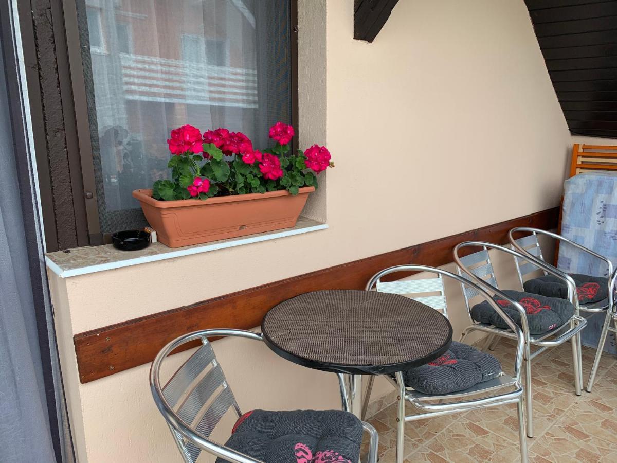 Nagcsaládos Rózsa Apartman Balatonlelle Kültér fotó