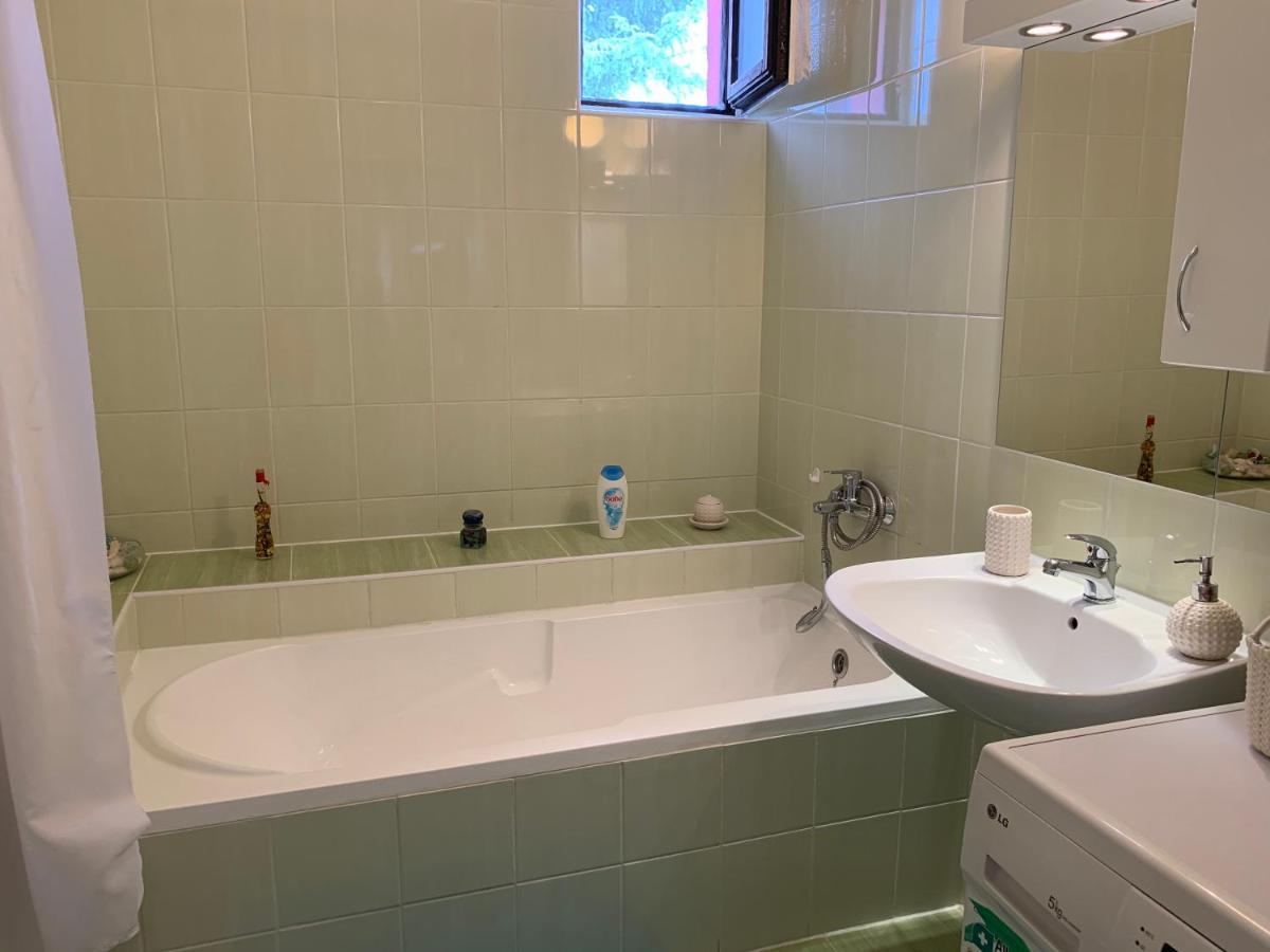 Nagcsaládos Rózsa Apartman Balatonlelle Kültér fotó