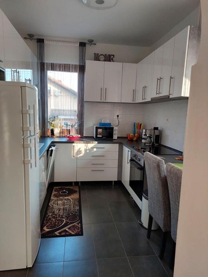 Nagcsaládos Rózsa Apartman Balatonlelle Kültér fotó