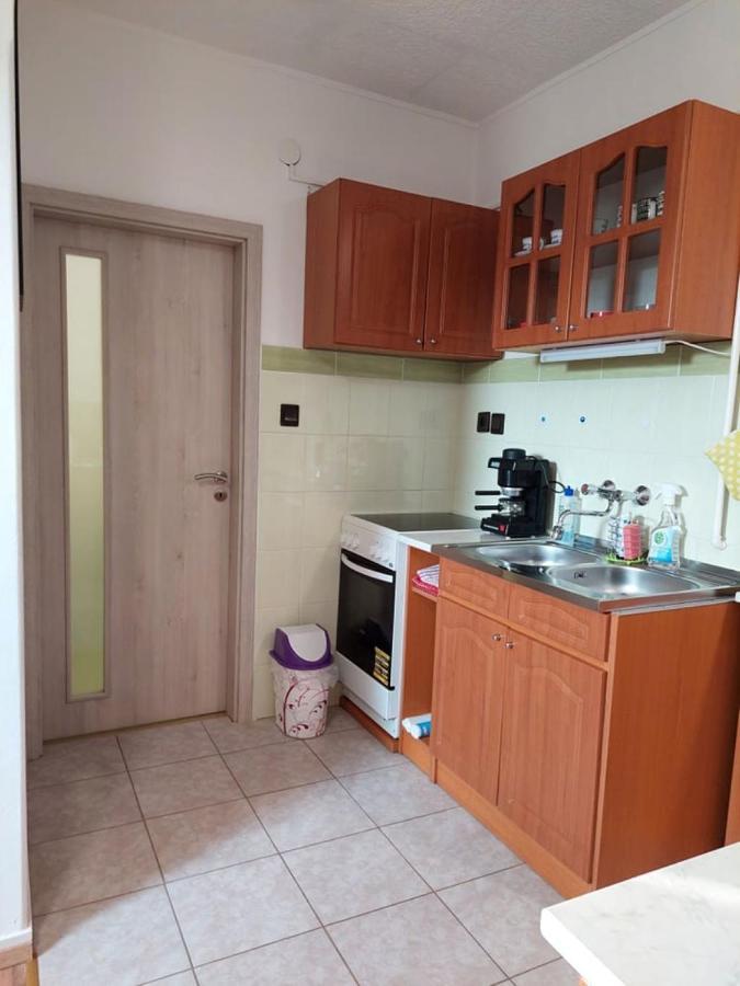 Nagcsaládos Rózsa Apartman Balatonlelle Kültér fotó