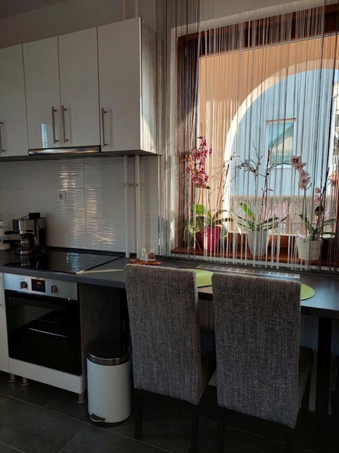 Nagcsaládos Rózsa Apartman Balatonlelle Kültér fotó
