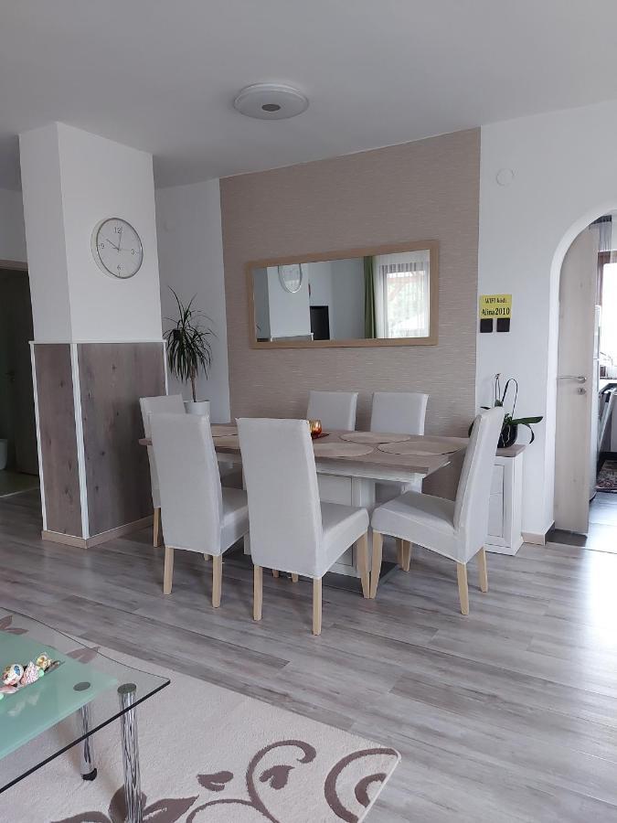 Nagcsaládos Rózsa Apartman Balatonlelle Kültér fotó